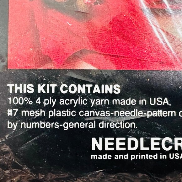 Vintage Plastic Canvas Poinsettia Pop-Up Tissue Box Cover Kit - New/Sealed -1991 - Picture 4 of 6